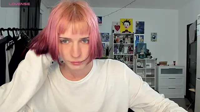 Snapshot of sweet_peach___ chatting on April 17, 2026, 9:50 pm sweet peach online show from April 17, 2026, 9:50 pm