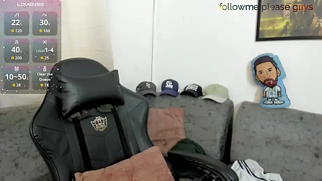 sweetlatinoboy online show from June 7, 2026, 12:10 pm