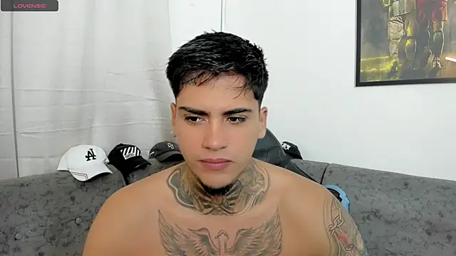 Snapshot of sweetlatinoboy chatting on July 17, 2026, 9:39 am sweetlatinoboy online show from July 17, 2026, 9:39 am