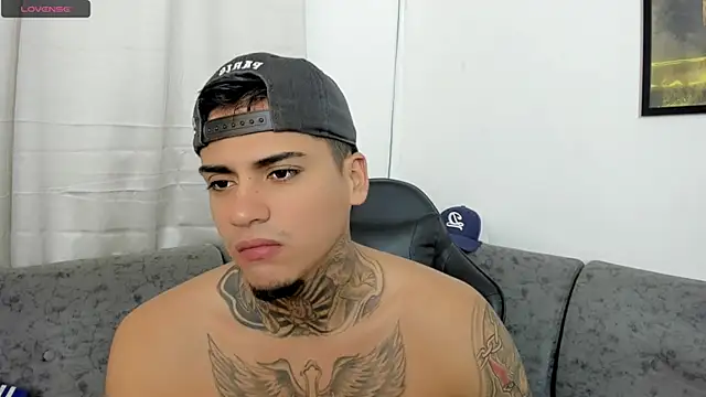 Snapshot of sweetlatinoboy chatting on July 9, 2026, 10:26 am sweetlatinoboy online show from July 9, 2026, 10:26 am