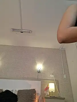 Scarlet Evanss  online show from April 26, 2026, 6:38 pm