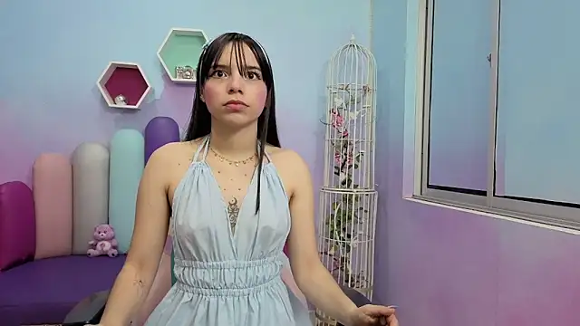 Isaa Skinny online show from May 28, 2026, 3:25 am