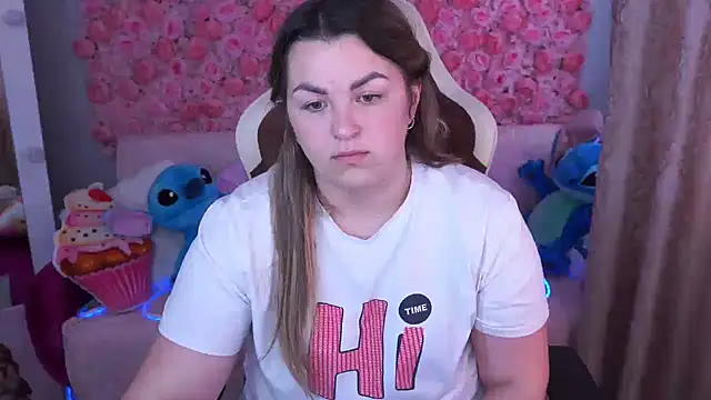Snapshot of AlissyaGrayy chatting on June 3, 2026, 5:41 am AlissyaGrayy online show from June 3, 2026, 5:41 am