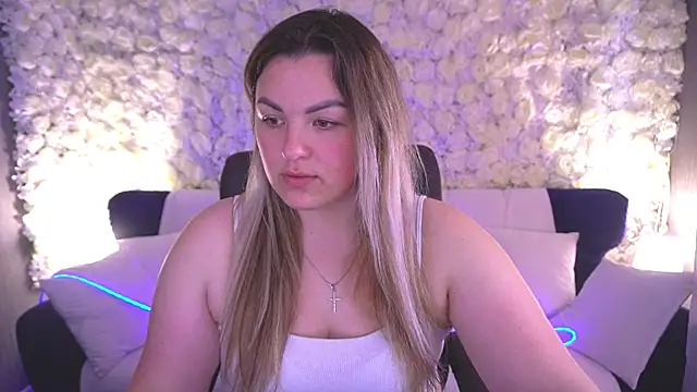 Snapshot of AlissyaGrayy chatting on May 11, 2026, 1:01 pm AlissyaGrayy online show from May 11, 2026, 1:01 pm