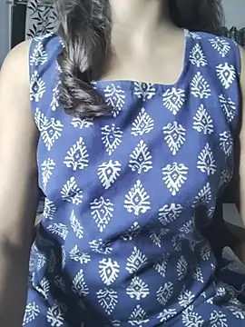 Snapshot of myra77 chatting on July 2, 2026, 1:39 pm myra77 online show from July 2, 2026, 1:39 pm
