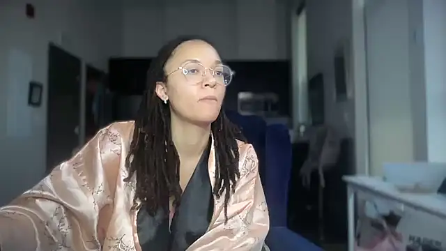 sopainfullysoft online show from April 6, 2026, 11:17 pm