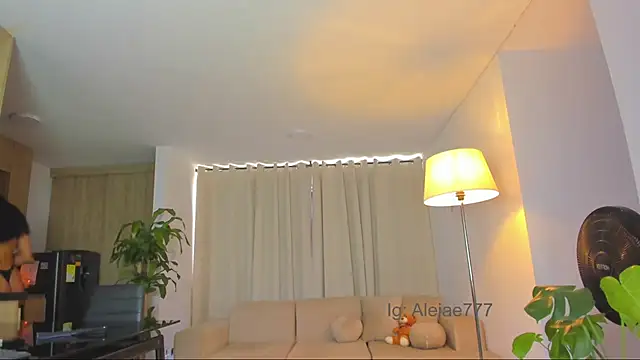 Snapshot of Aleja_evangeline chatting on August 2, 2026, 5:10 pm Aleja evangeline online show from August 2, 2026, 5:10 pm