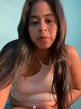 Snapshot of lucirganaxxx chatting on June 26, 2026, 2:28 am lucirganaxxx online show from June 26, 2026, 2:28 am
