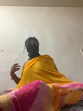 Snapshot of Surbhibaby chatting on April 3, 2026, 6:36 pm Surbhibaby online show from April 3, 2026, 6:36 pm