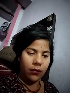 Pallavi cute online show from April 15, 2026, 8:31 pm