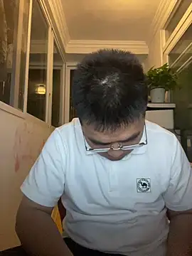 Leo-8899 online show from May 15, 2026, 2:59 pm