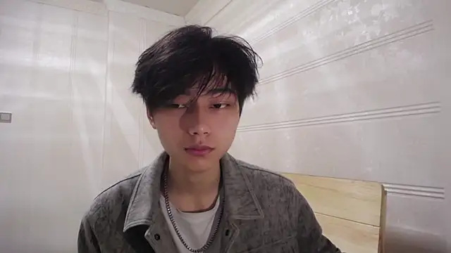 XX-XIUXIU online show from April 30, 2026, 12:23 pm