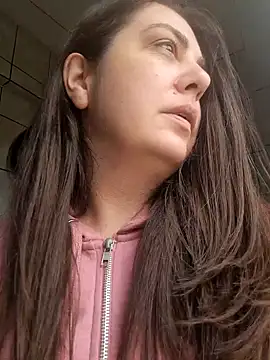 Snapshot of Arya_Malone chatting on April 30, 2026, 12:23 pm Arya Malone online show from April 30, 2026, 12:23 pm