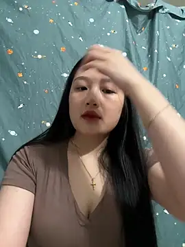   Bonie   online show from March 18, 2026, 7:04 pm