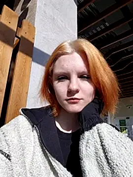 Snapshot of NinaParri chatting on April 2, 2026, 3:13 am NinaParri online show from April 2, 2026, 3:13 am