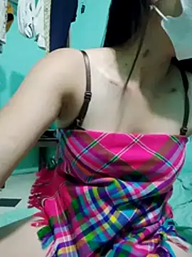 Phuongmyy online show from May 15, 2026, 2:26 pm