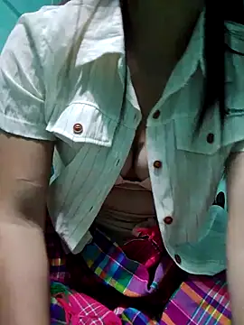 Phuongmyy online show from May 17, 2026, 1:00 pm
