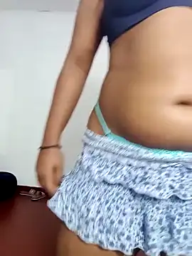 honeyi babe online show from May 29, 2026, 4:46 pm