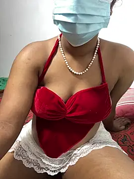 Snapshot of honeyi_babe chatting on June 20, 2026, 2:55 pm honeyi babe online show from June 20, 2026, 2:55 pm