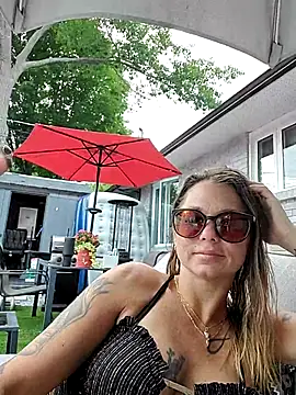 Couple qc online show from June 28, 2026, 4:46 pm