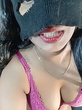 Snapshot of Kameeliya_ chatting on July 21, 2026, 6:20 pm Kameeliya online show from July 21, 2026, 6:20 pm