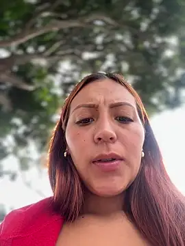 Snapshot of Queen_Scatlett chatting on June 24, 2026, 1:10 pm Queen Scatlett online show from June 24, 2026, 1:10 pm