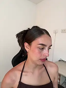 Snapshot of Lauren_Storm chatting on August 6, 2026, 6:14 pm Lauren Storm online show from August 6, 2026, 6:14 pm