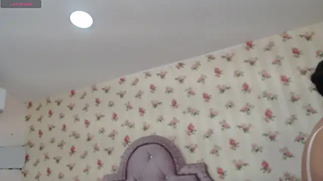 Snapshot of crystal_watson0 chatting on May 11, 2026, 1:01 pm crystal watson0 online show from May 11, 2026, 1:01 pm