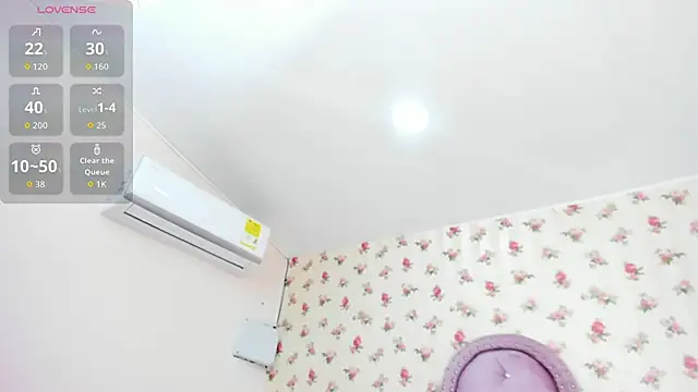Snapshot of crystal_watson0 chatting on June 4, 2026, 1:38 pm crystal watson0 online show from June 4, 2026, 1:38 pm