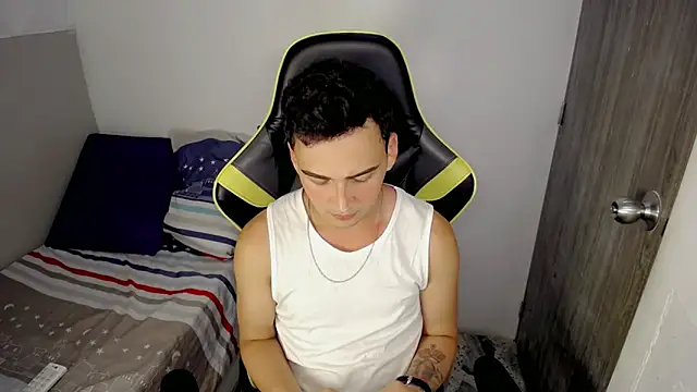 Snapshot of Mathias_twinkk chatting on March 21, 2026, 3:08 am Mathias twinkk online show from March 21, 2026, 3:08 am