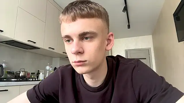 Snapshot of SoloFury chatting on June 26, 2026, 9:59 am SoloFury online show from June 26, 2026, 9:59 am