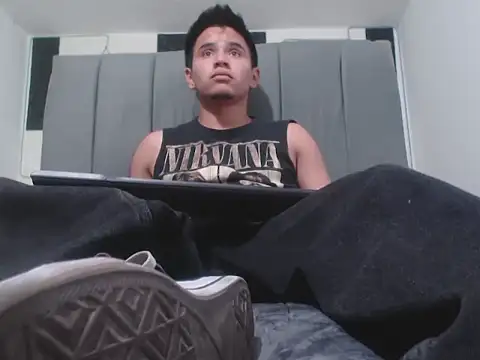 Snapshot of adonis_latin_19 chatting on May 8, 2026, 3:21 am adonis latin 19 online show from May 8, 2026, 3:21 am