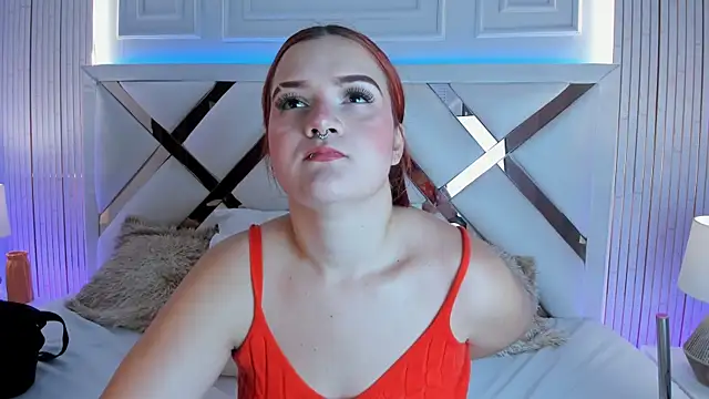 melanieklaus2 online show from June 25, 2026, 1:38 pm