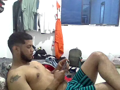 Snapshot of millerthh chatting on May 18, 2026, 11:20 pm millerthh online show from May 18, 2026, 11:20 pm