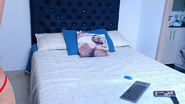 calvin keller online show from March 19, 2026, 7:47 pm