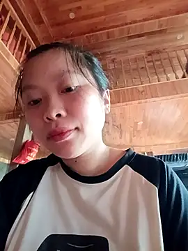 Snapshot of Panda_cutee chatting on May 4, 2026, 6:49 am Panda cutee online show from May 4, 2026, 6:49 am