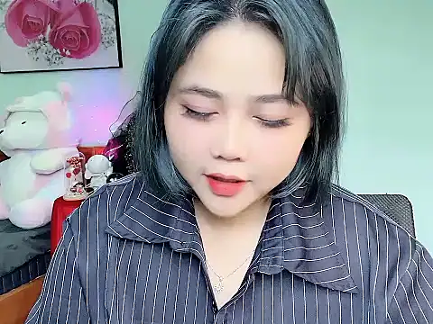 Nhanlu009 online show from May 5, 2026, 12:02 am