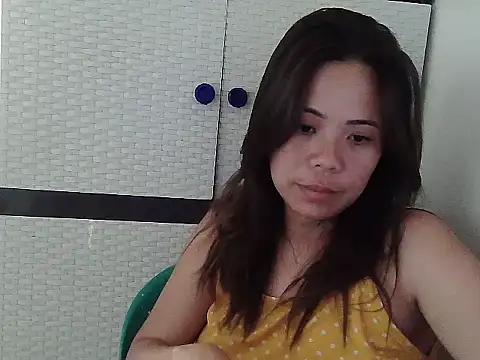 sweetciendy online show from May 14, 2026, 10:18 pm
