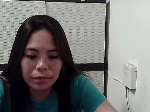 sweetciendy online show from May 10, 2026, 6:50 am