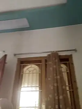 Snapshot of ursmanis chatting on April 20, 2026, 5:43 am ursmanis online show from April 20, 2026, 5:43 am