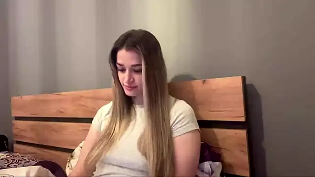 LillianLeroy online show from March 24, 2026, 10:37 am