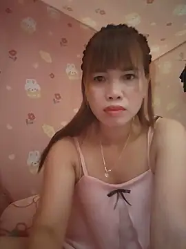 Reeoo-93 online show from June 22, 2026, 2:06 am