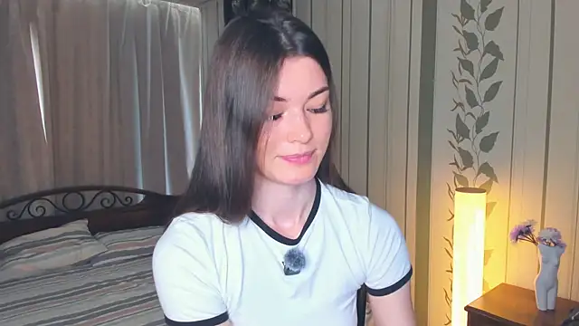 JulissaLipoma online show from July 23, 2026, 7:16 am