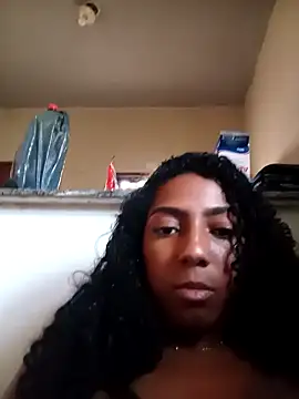 SereiaMulata online show from May 2, 2026, 2:22 pm