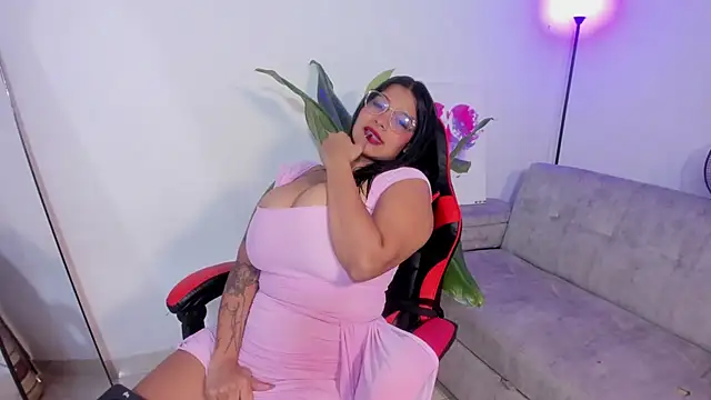 Snapshot of Megan_hugeboobs chatting on July 10, 2026, 1:55 pm Megan hugeboobs online show from July 10, 2026, 1:55 pm