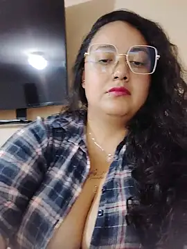 Snapshot of AvaRyd chatting on June 13, 2026, 11:13 pm AvaRyd online show from June 13, 2026, 11:13 pm