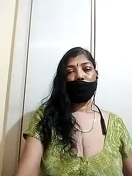 SanthiyaTamil01 online show from April 20, 2026, 9:05 pm