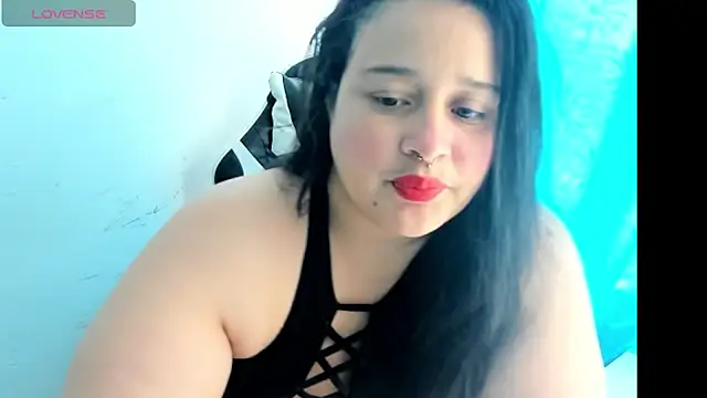 Snapshot of Atenea_19_ chatting on May 3, 2026, 5:16 pm Atenea 19 online show from May 3, 2026, 5:16 pm