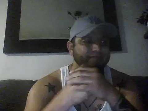 HOTB0Y18 online show from April 22, 2026, 7:15 am