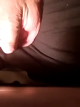 Schamlippenspreitzer online show from December 24, 2024, 9:00 pm